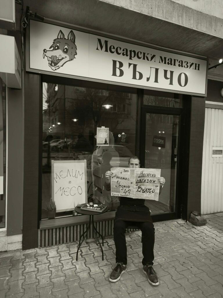 e5871841 af7b 4087 a676 307ac7aadc3e